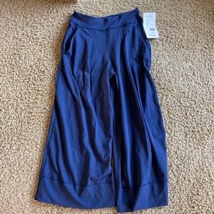 Lululemon WIDE LEG PANT. For the Yin Pant. NWT.
